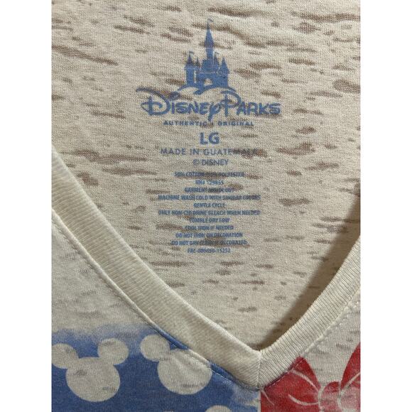 Authentic Origional Disney Parks Patriotic T-shirt Women’s Size Large - Picture 2 of 3
